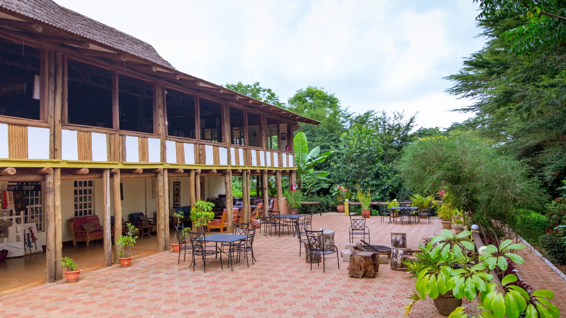 Luxury Safari Hotels, Lodges &Amp; Camps 10 Eileens Tree Inn